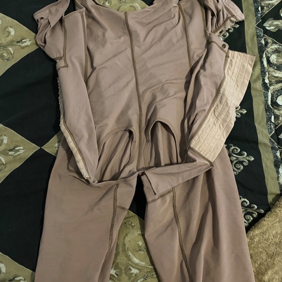 Faja - Picture 7 of 7